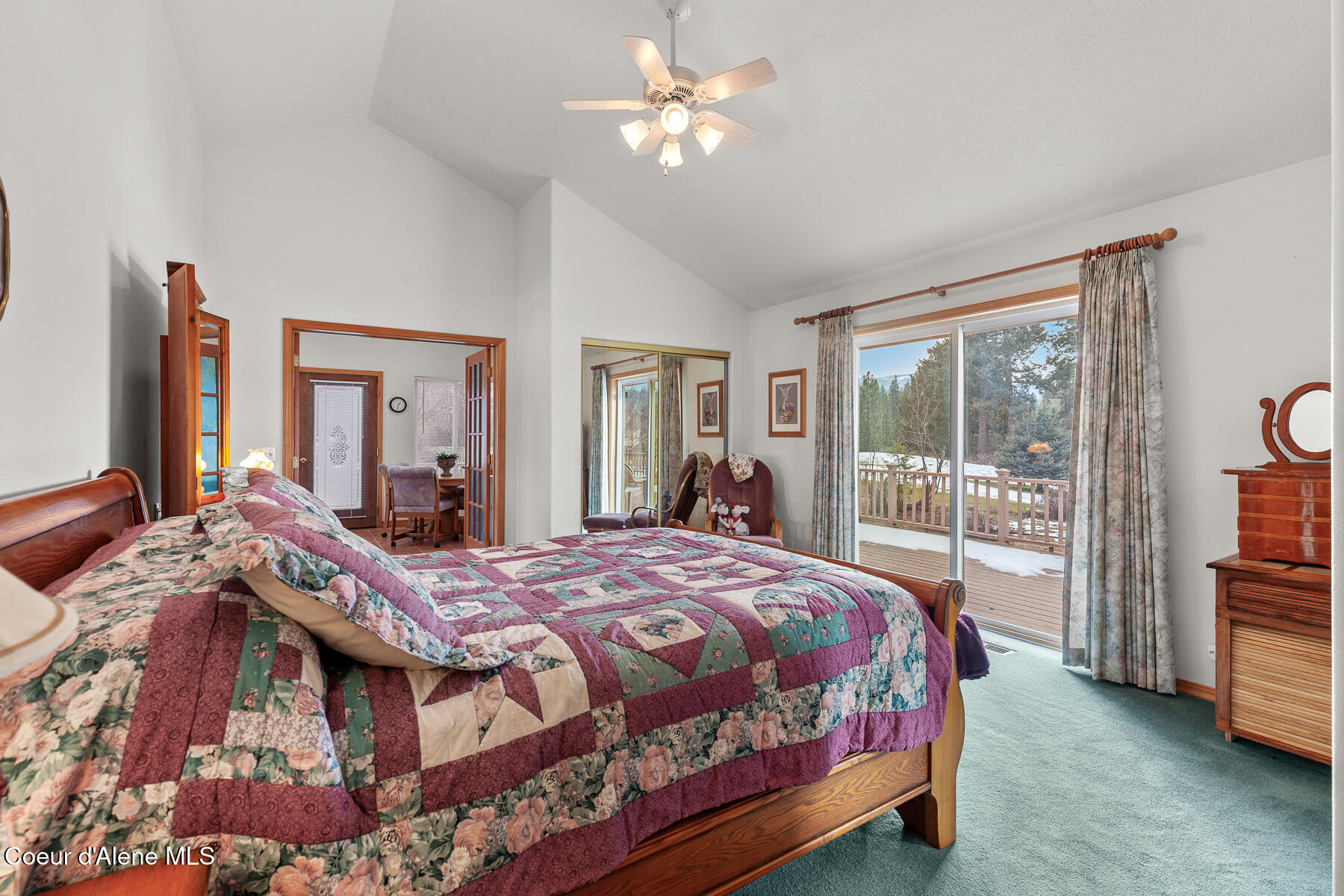 664 Stoneridge Road Blanchard, ID 83804 - Photo 16 of 40 Primary Suite