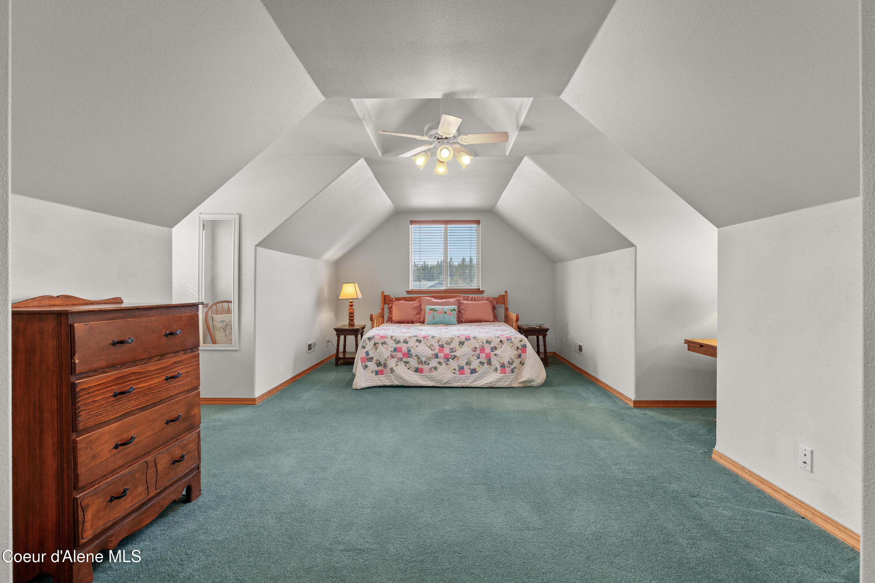 664 Stoneridge Road Blanchard, ID 83804 - Photo 21 of 40 Upper Level Bedroom