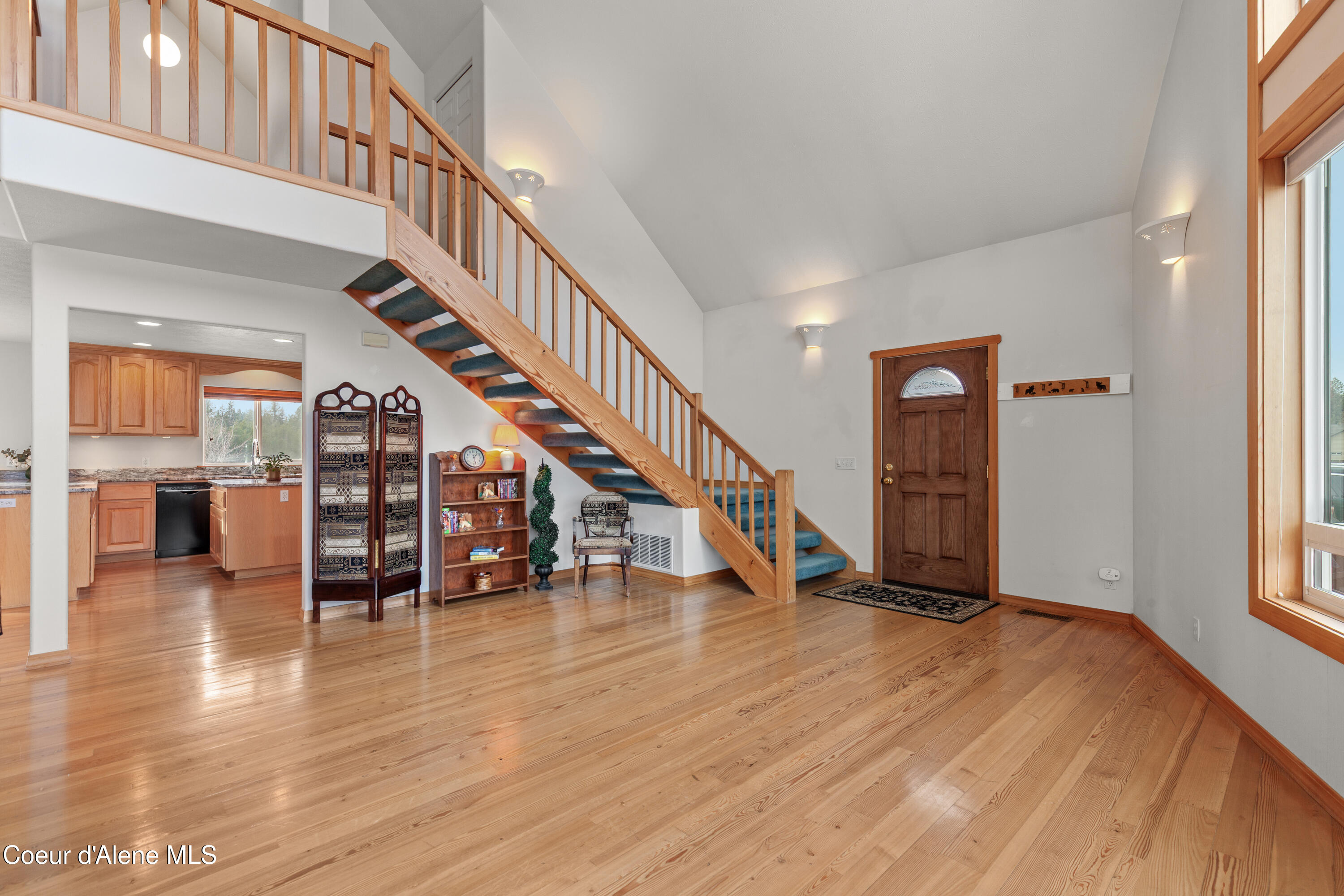 664 Stoneridge Road Blanchard, ID 83804 - Photo 6 of 40 664StoneridgeRd-18