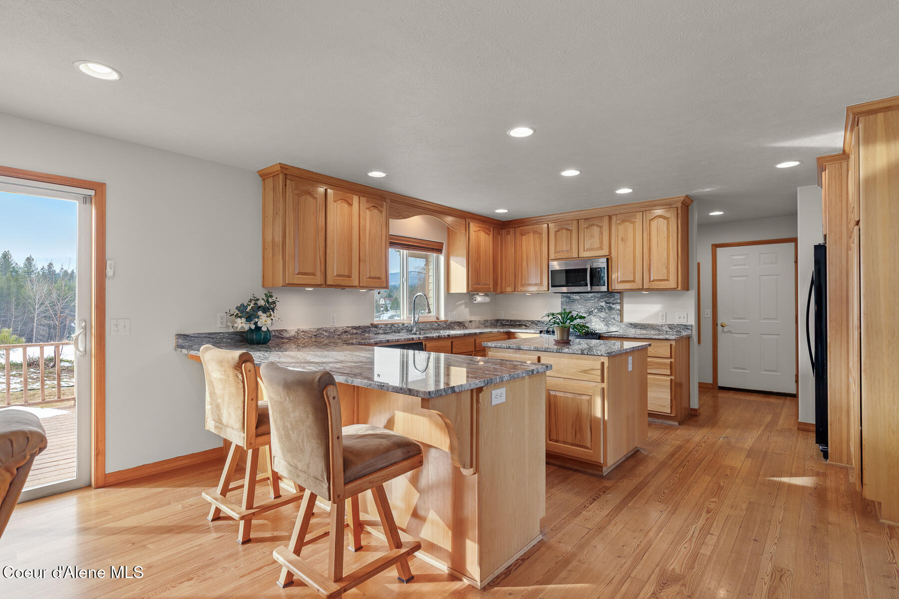 664 Stoneridge Road Blanchard, ID 83804 - Photo 10 of 40 Gourmet Kitchen