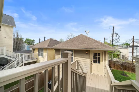 $3,800 | 809 West 20th Street, Houston, TX 77008