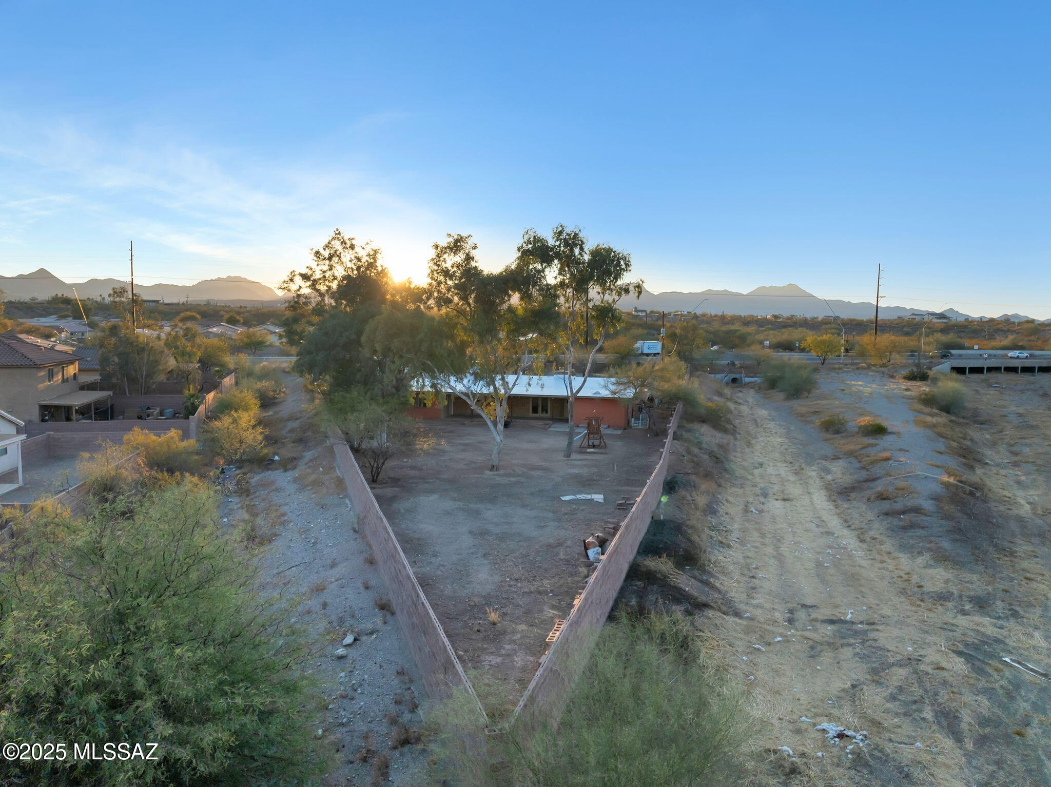 2990 North Silverbell Road Tucson, AZ 85745 - Photo 38 of 50 Gallery Image 38