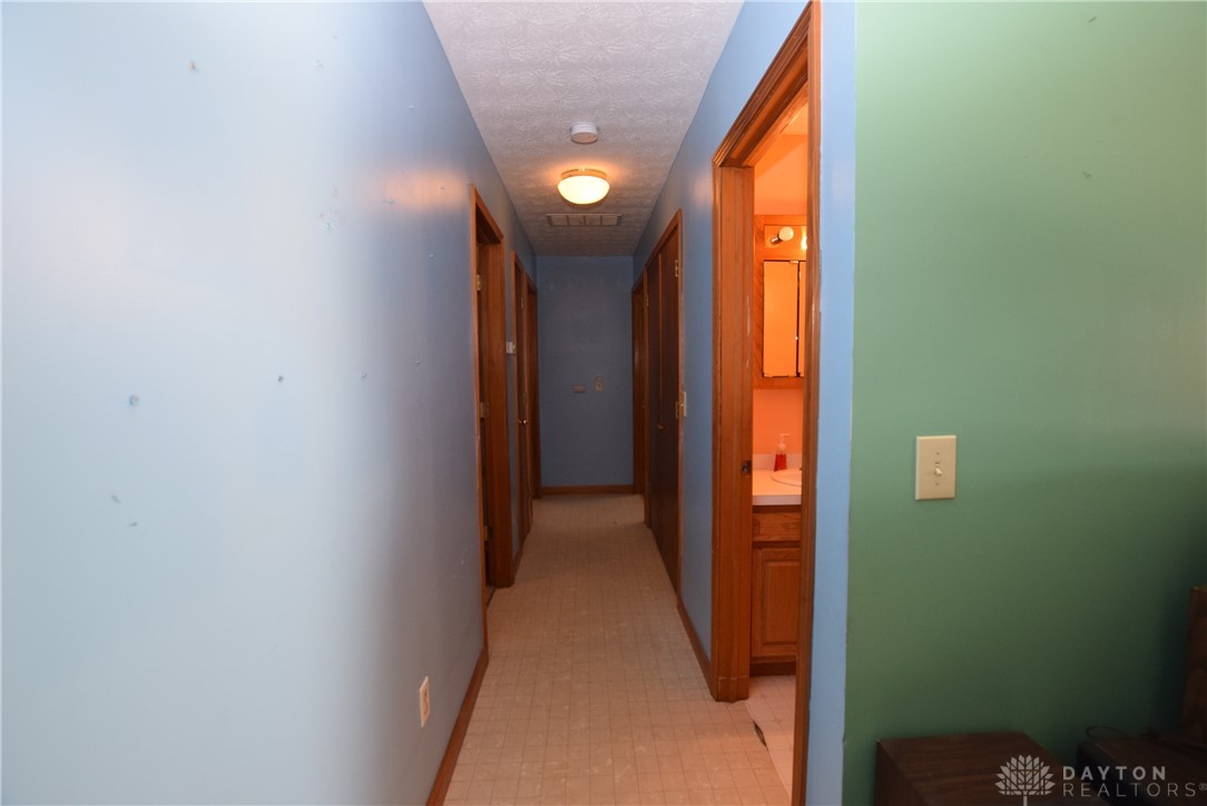 8535 Flick Road Tipp City, OH 45371 - Photo 12 of 33 Gallery Image 12