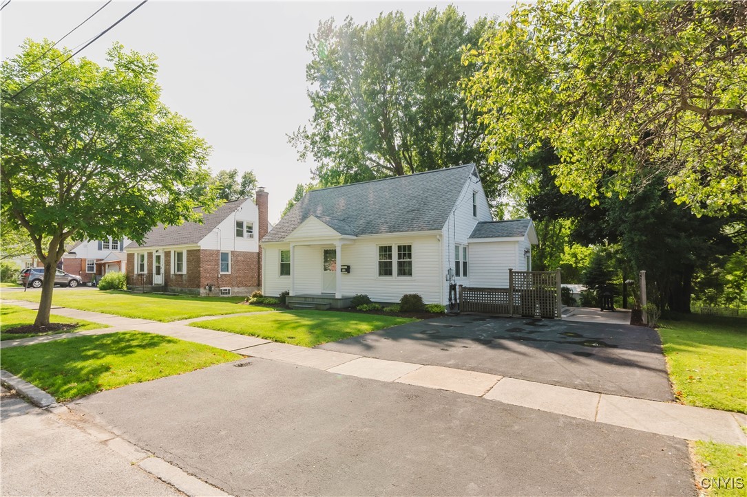 312 West Iroquois Ave  