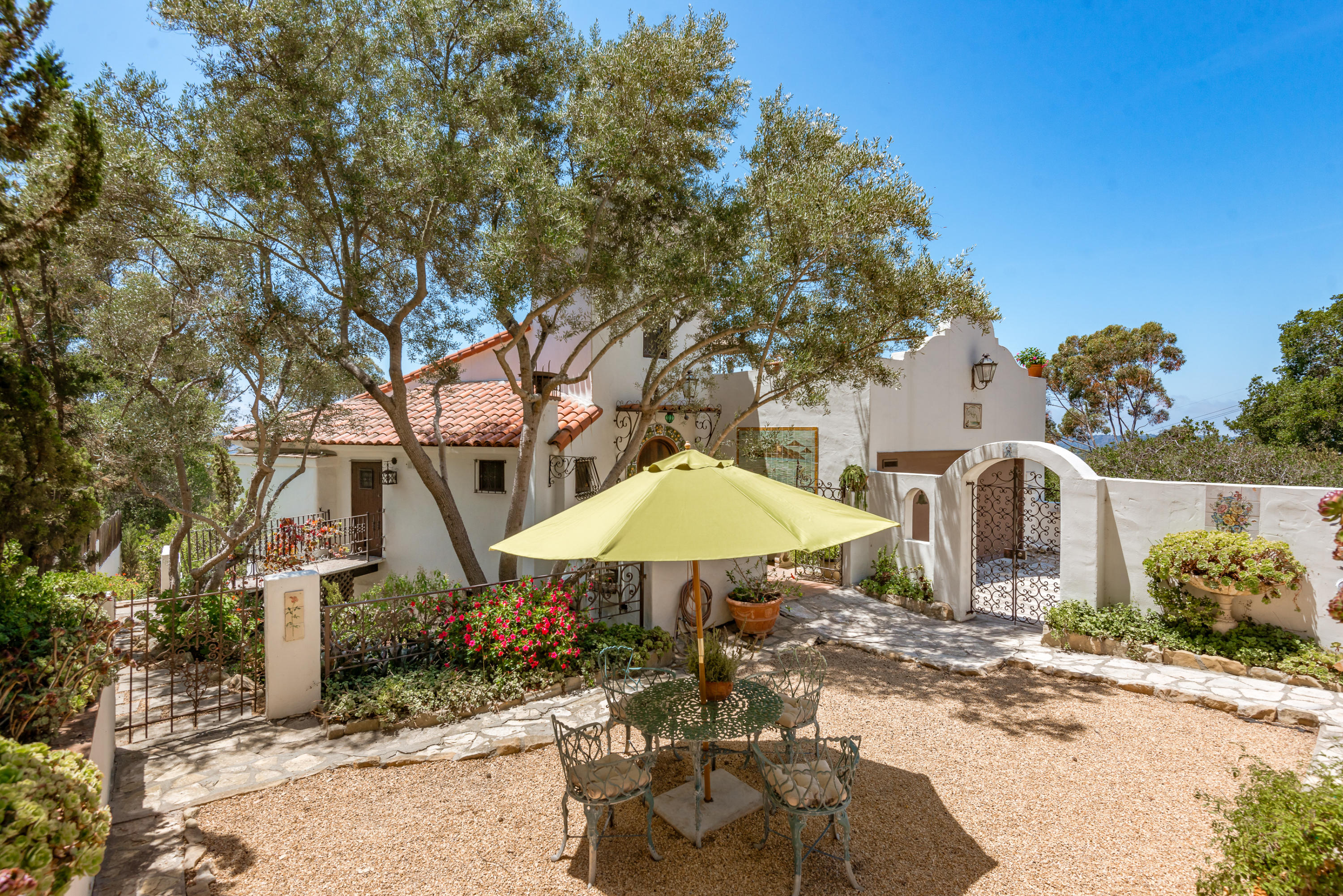 2217 Mission Ridge Road Santa Barbara, CA 93103 - Photo 14 of 57 a garden view with a seating space