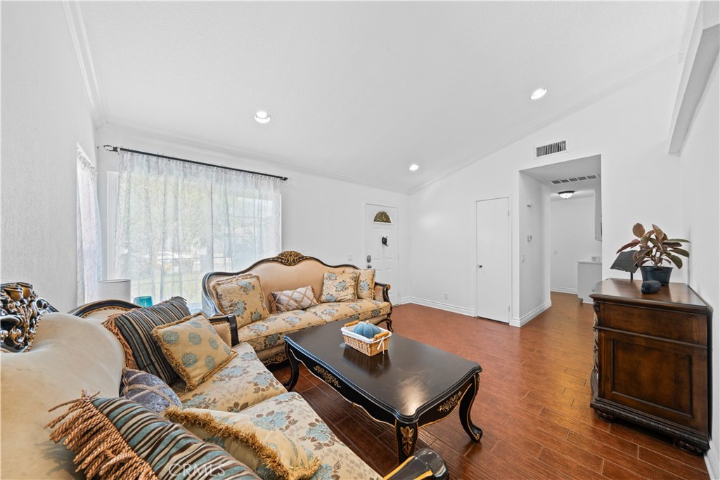 11571 Pinnacle Peak Court Rancho Cucamonga, CA 91737 - Photo 5 of 27