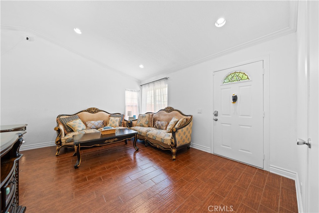 11571 Pinnacle Peak Court Rancho Cucamonga, CA 91737 - Photo 6 of 27