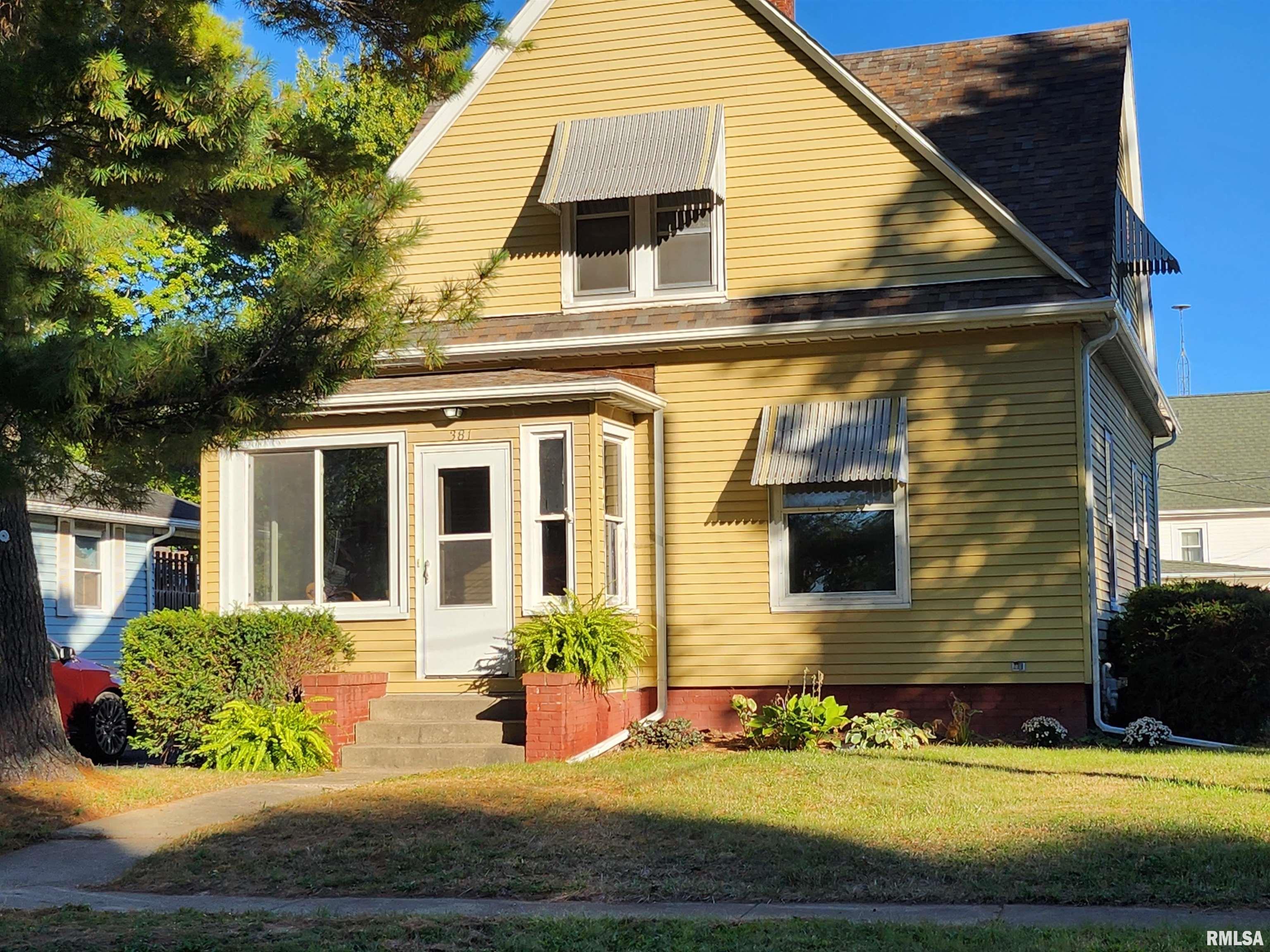 381 West Maple Street Canton, IL 61520 - Photo 3 of 48 Gallery Image 3