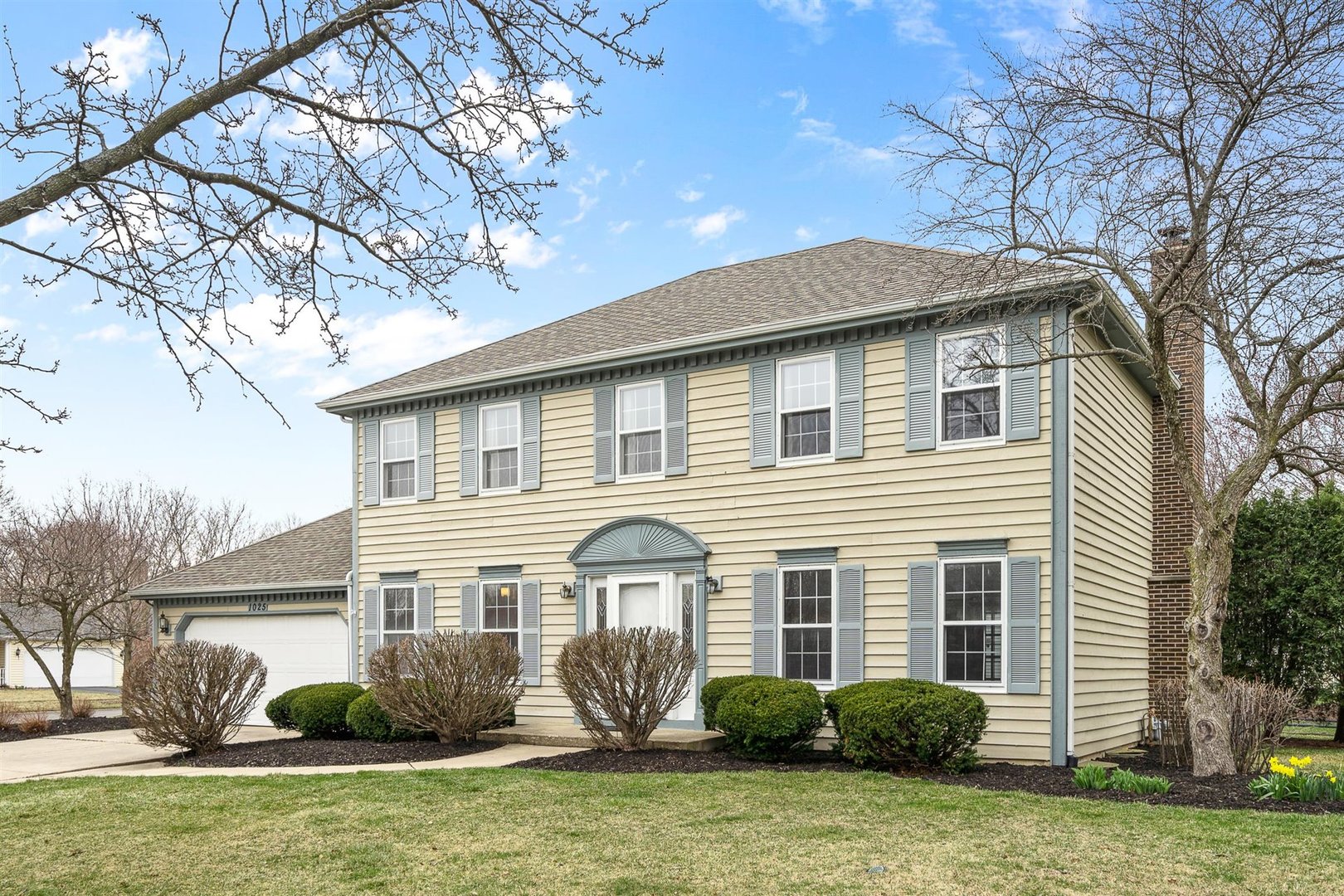 1025 Canyon Run Road Naperville, IL 60565 - Photo 2 of 31