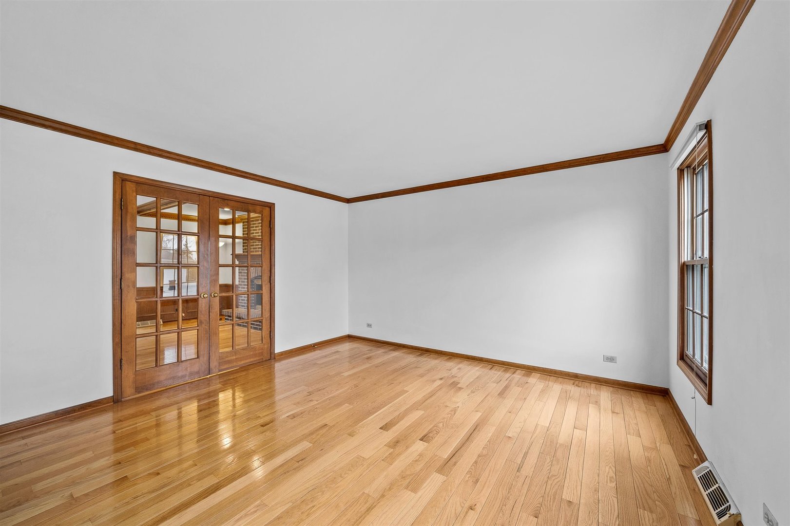 1025 Canyon Run Road Naperville, IL 60565 - Photo 8 of 31