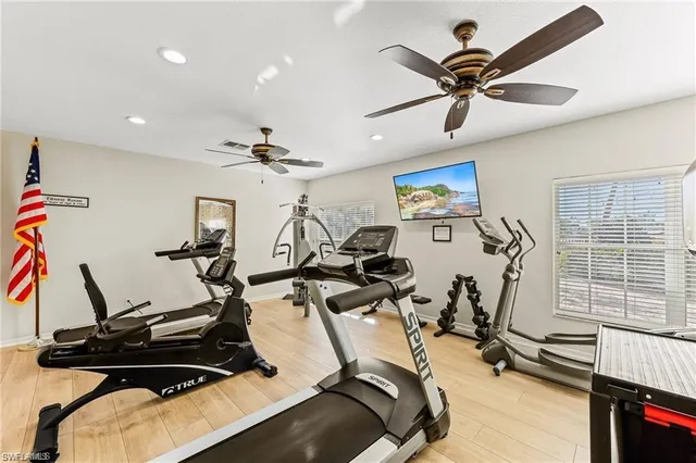 a view of a tennis court