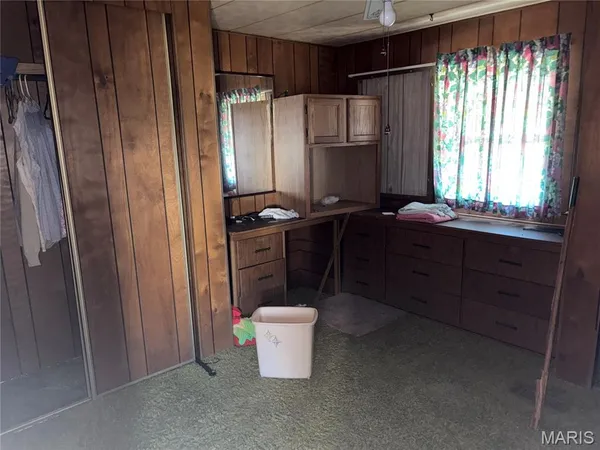 $20,000 | 218 East Jefferson Street, Girard, IL 62640