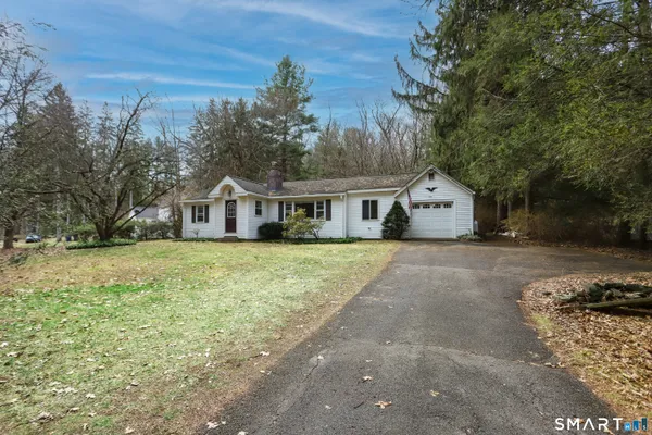 $429,000 | 1 Rockwood Lane, Danbury, CT 06811