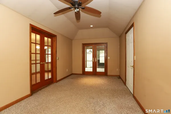 $429,000 | 1 Rockwood Lane, Danbury, CT 06811