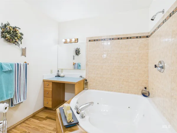 $495,000 | 9 Pond Overlook, Boise, ID 83716