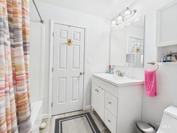 $495,000 | 9 Pond Overlook, Boise, ID 83716