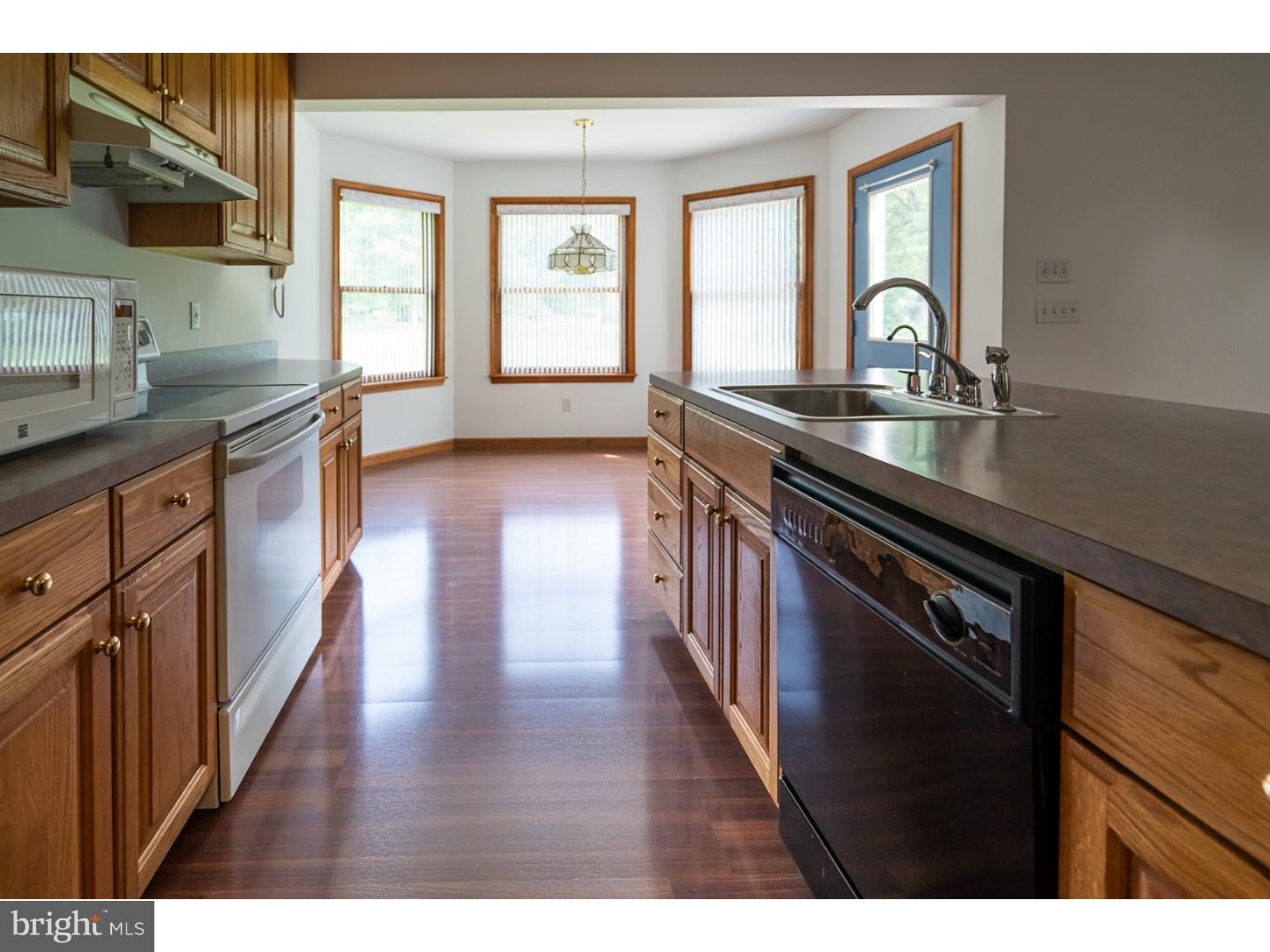 3701 Bittersweet Road Center Valley, PA 18034 - Photo 13 of 25 Gallery Image 13