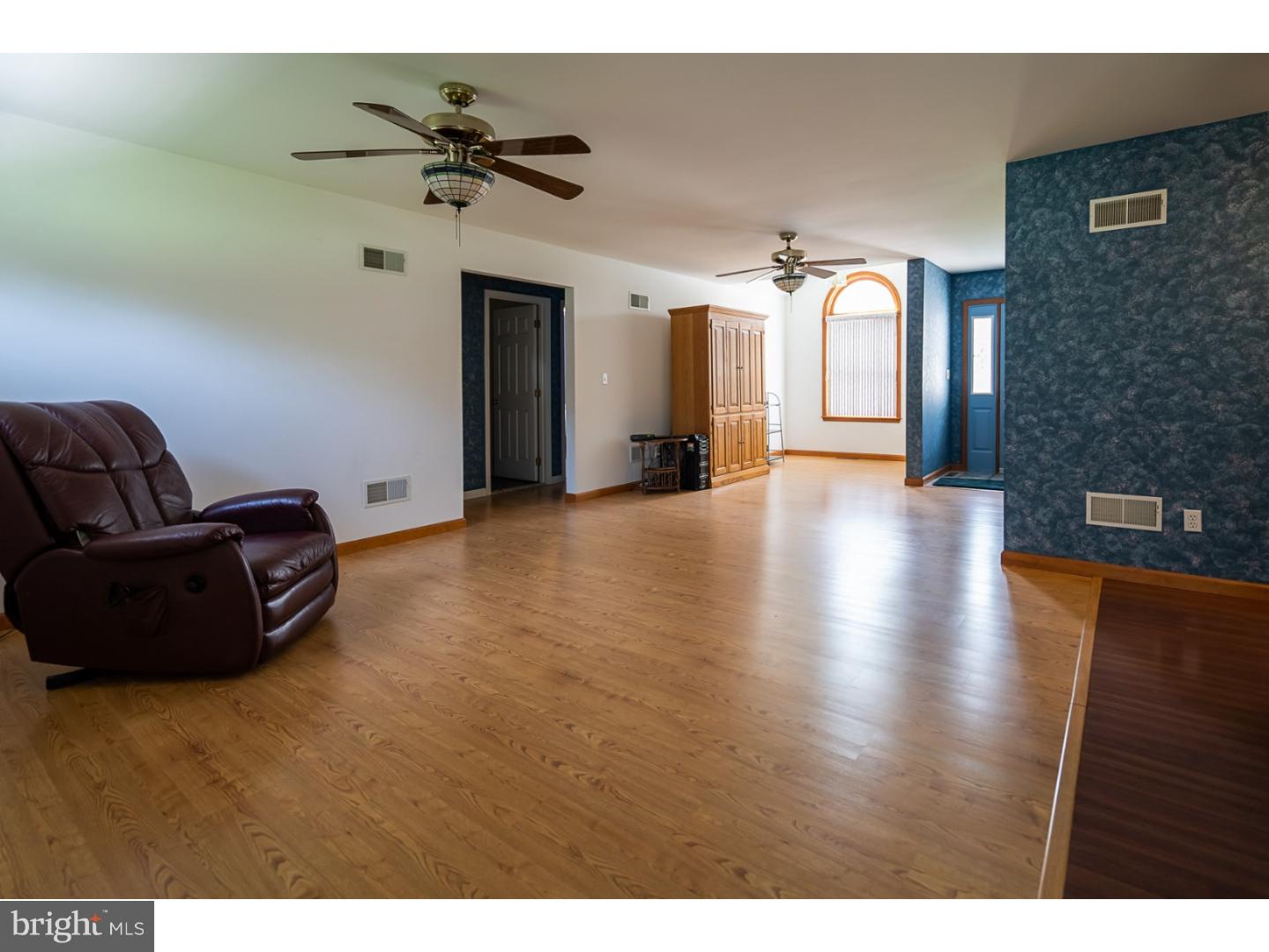 3701 Bittersweet Road Center Valley, PA 18034 - Photo 9 of 25 Gallery Image 9