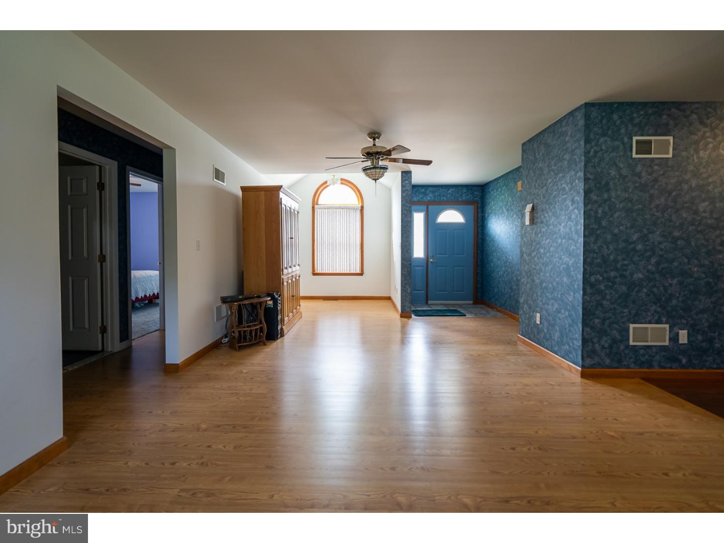3701 Bittersweet Road Center Valley, PA 18034 - Photo 10 of 25 Gallery Image 10
