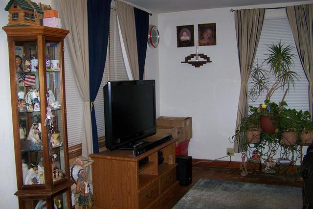 4265 North 3350 E Road Chatsworth, IL 60921 - Photo 8 of 22 a view of a workspace with furniture