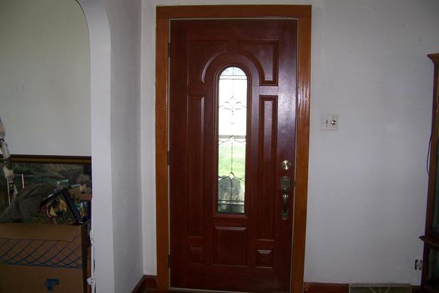 4265 North 3350 E Road Chatsworth, IL 60921 - Photo 10 of 22 a view of entryway with a hallway