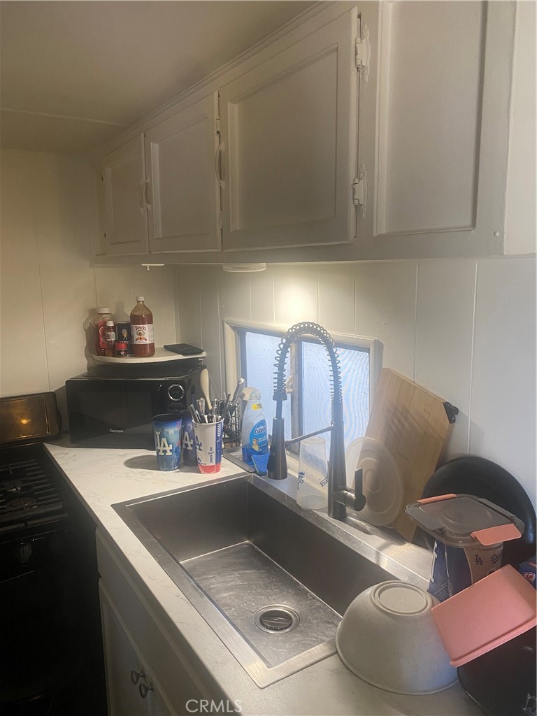 4849 Peck Road, Unit 37 El Monte, CA 91732 - Photo 6 of 10 Ideal Kitchen space for the size