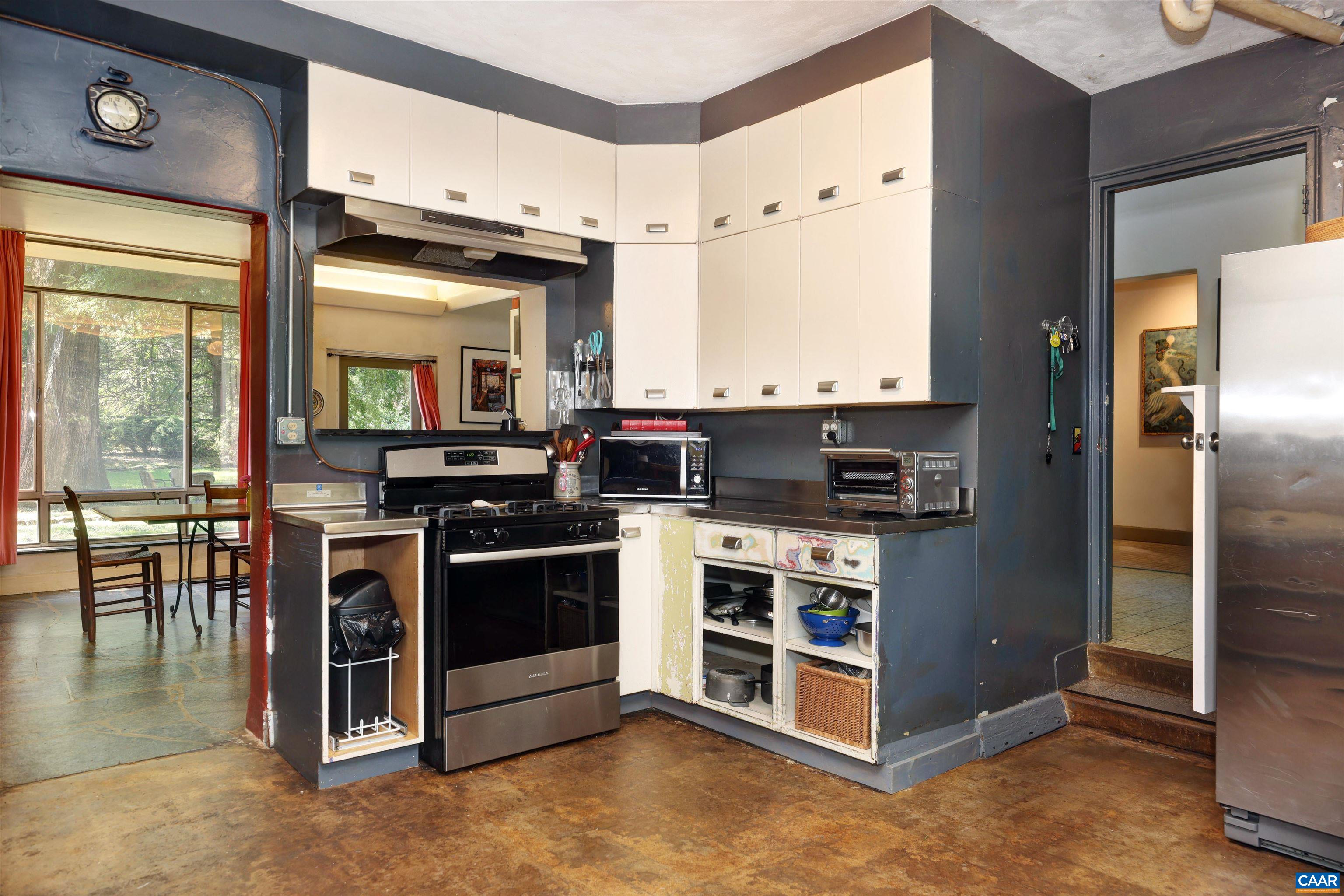 23 Old Farm Road Charlottesville, VA 22903 - Photo 14 of 44 Gallery Image 14