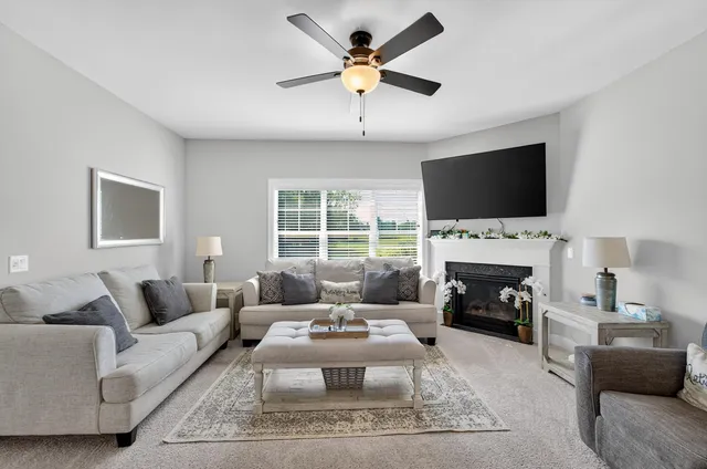 $435,000 | 4615 Bellflower Drive, DeForest, WI 53532