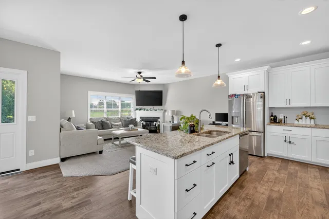 $435,000 | 4615 Bellflower Drive, DeForest, WI 53532