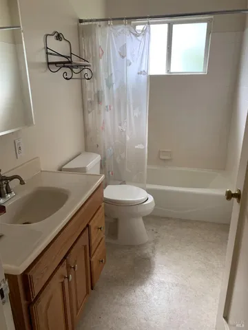 $730,000 | 525 Minahen Street, Napa, CA 94559