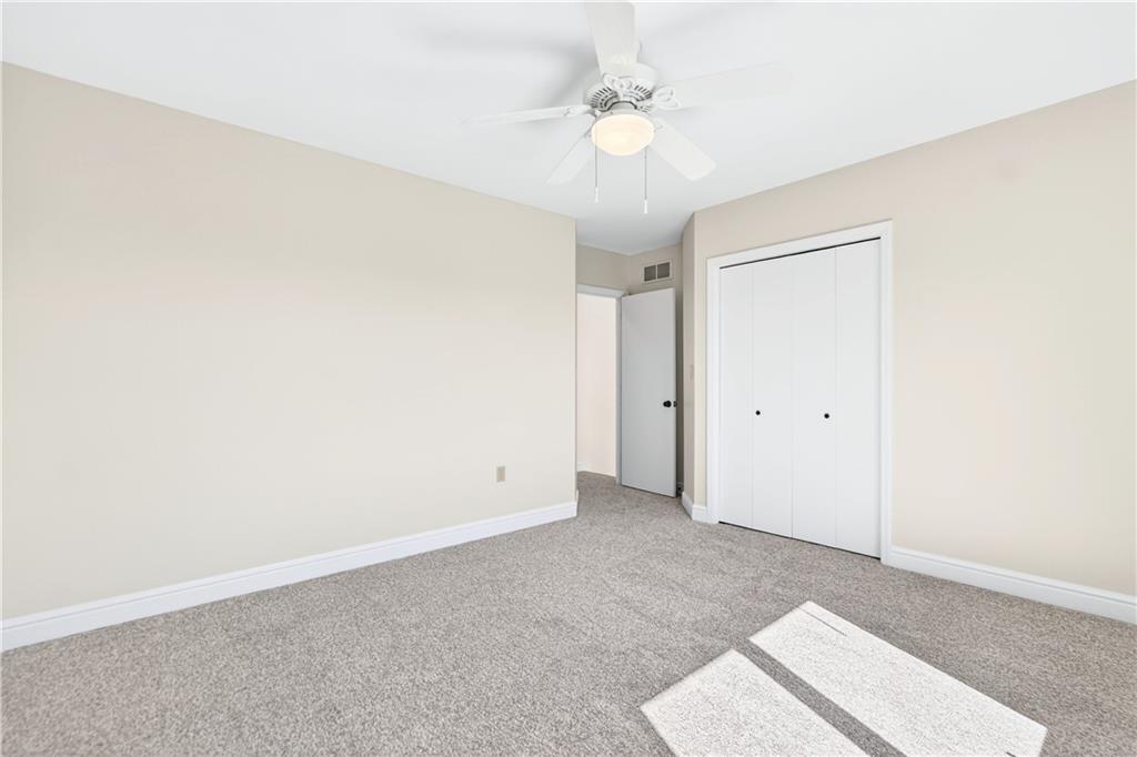 258 Evans Road Zelienople, PA 16063 - Photo 31 of 50 And everyone has ceiling fans!!