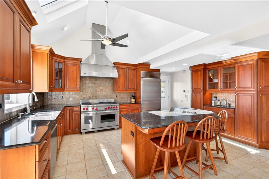 258 Evans Road Zelienople, PA 16063 - Photo 4 of 50 This custom kitchen is another level!!