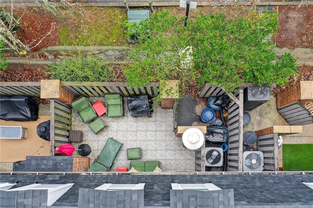 10 Market Square Place Northwest Atlanta, GA 30318 - Photo 17 of 36 a view of entryway with wooden floor