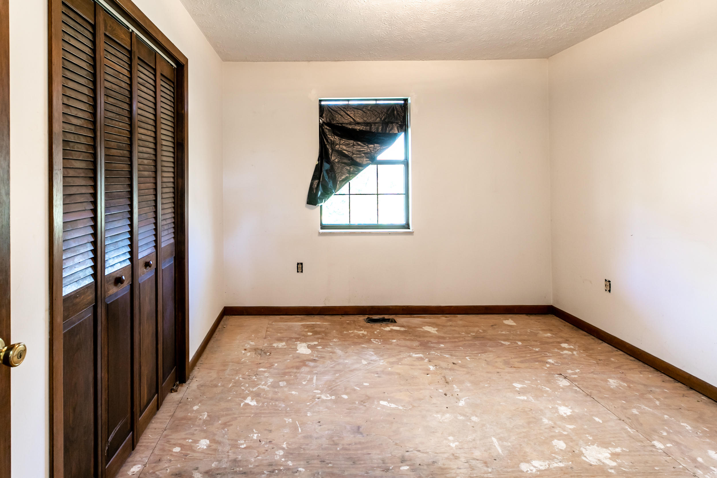 768 Davis Chapel Road La Follette, TN 37766 - Photo 13 of 33 bedroom #2