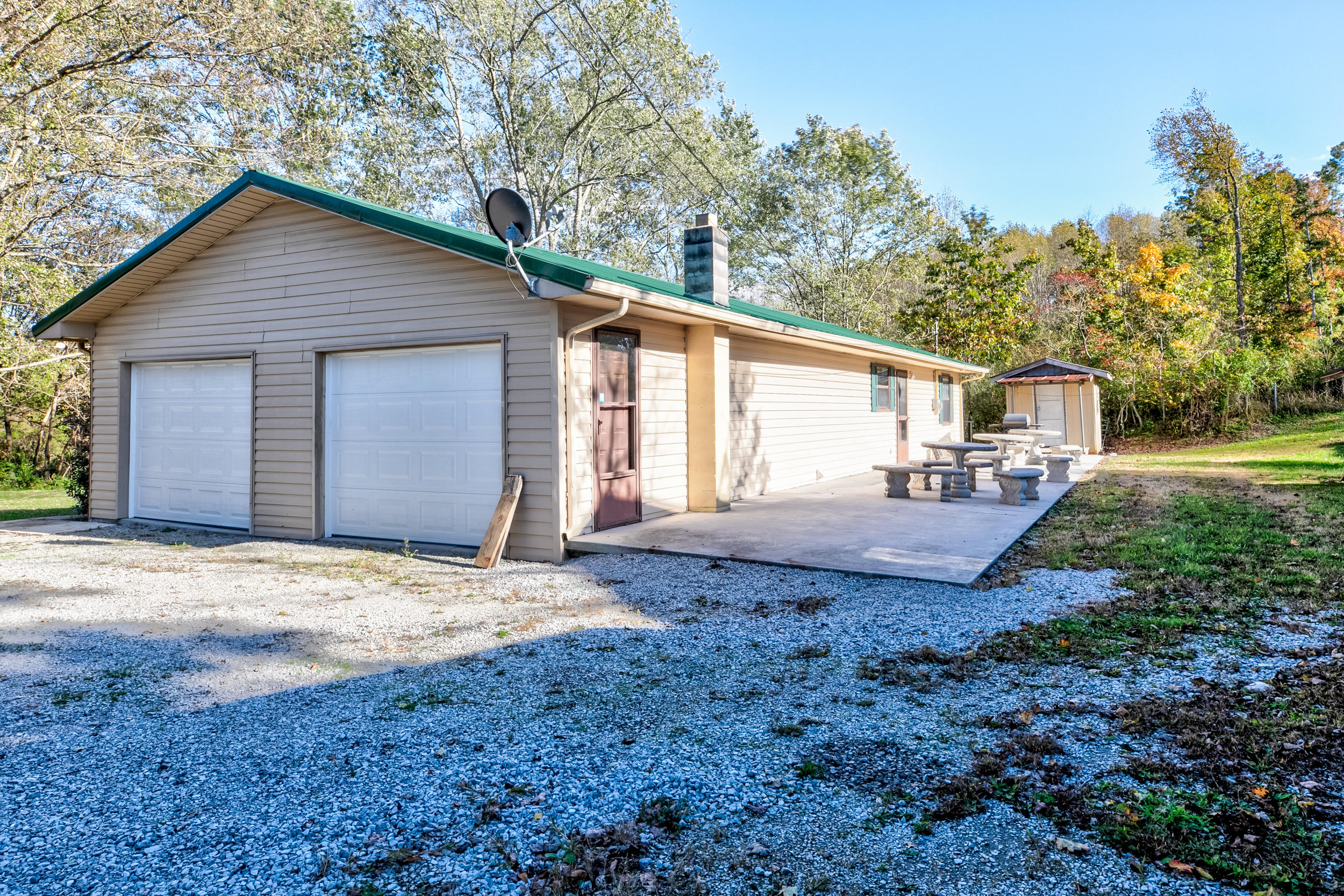 768 Davis Chapel Road La Follette, TN 37766 - Photo 22 of 33 back patio