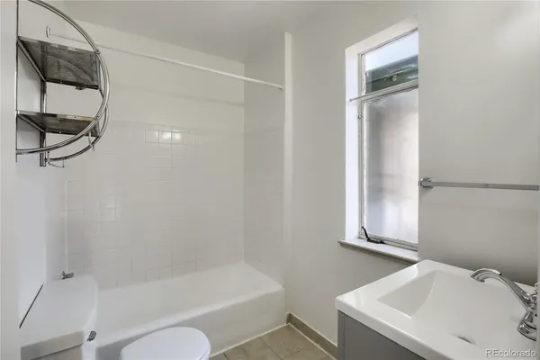 $1,550 | 36 North Washington Street, Denver, CO 80203