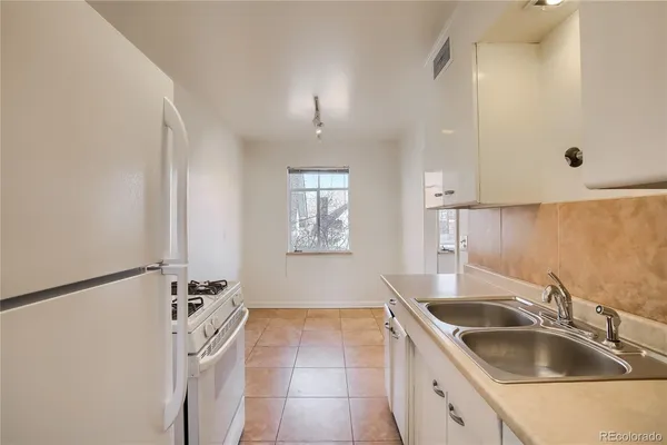 $1,550 | 36 North Washington Street, Denver, CO 80203