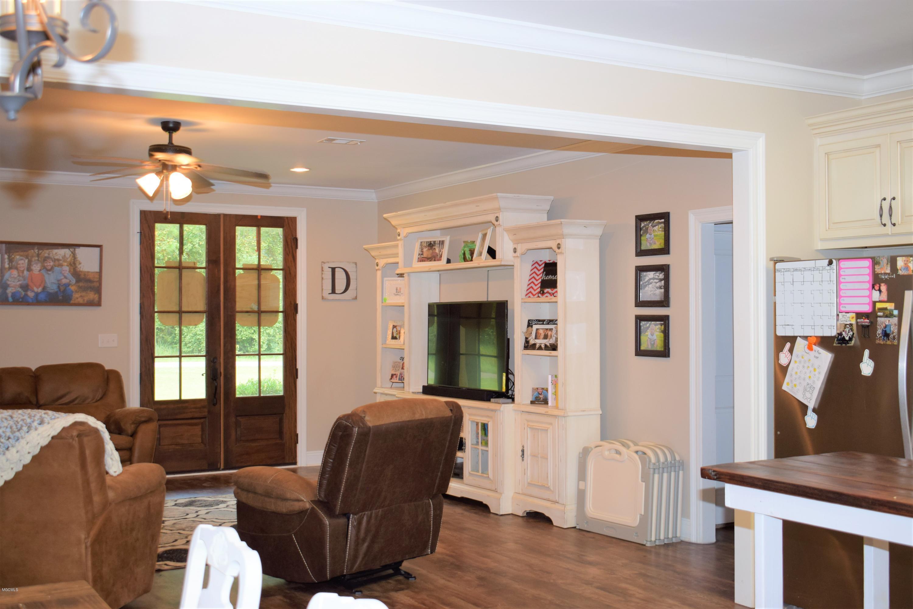 213 Blue Spring Road Lucedale, MS 39452 - Photo 14 of 38 DSC_0025