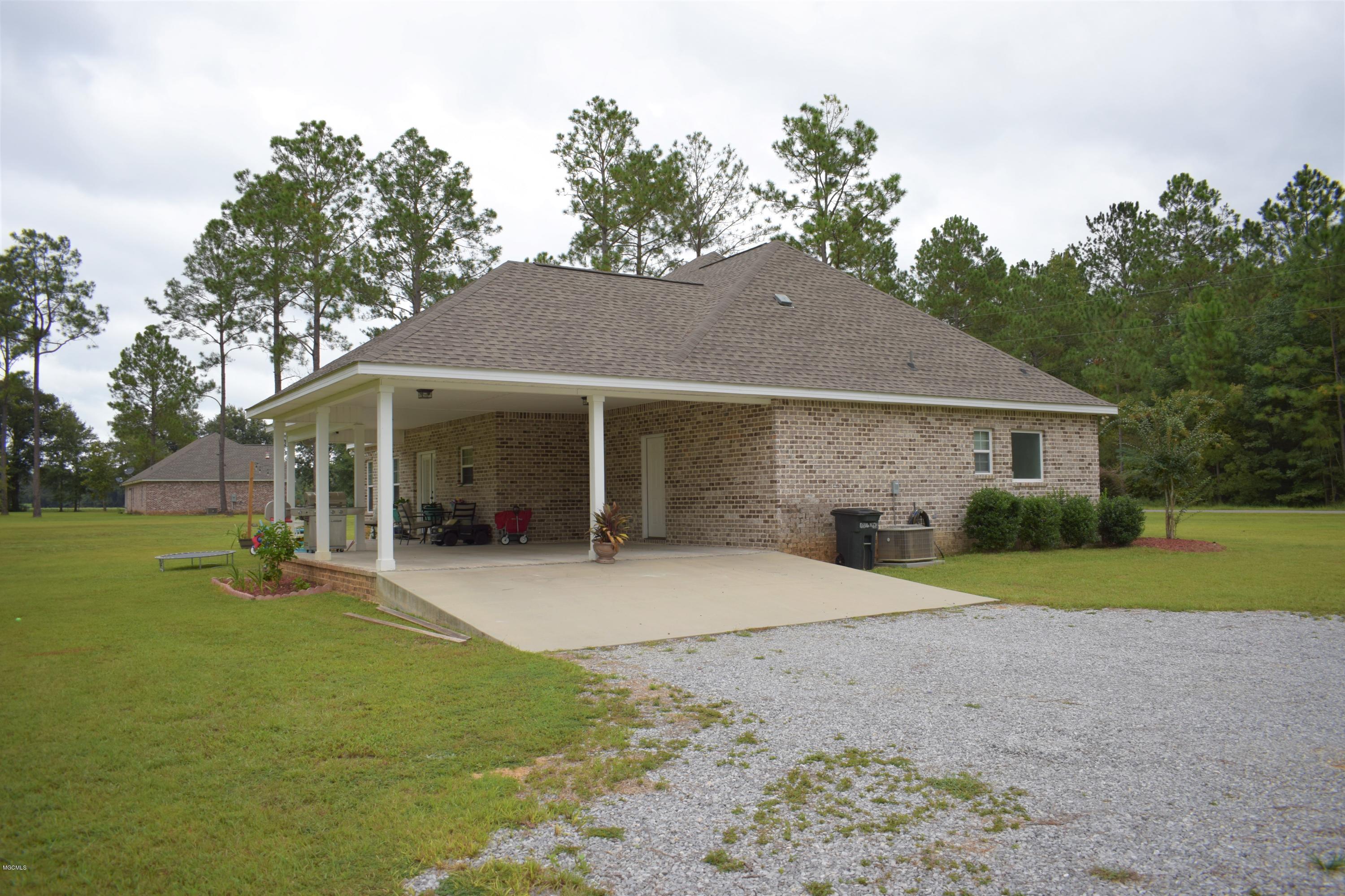 213 Blue Spring Road Lucedale, MS 39452 - Photo 33 of 38 DSC_0006