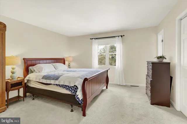 $369,900 | 405 Clover Road, Etters, PA 17319