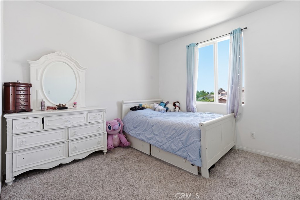15627 Raptor Road Moreno Valley, CA 92551 - Photo 16 of 24 Photo has been edited to enhance quality.
