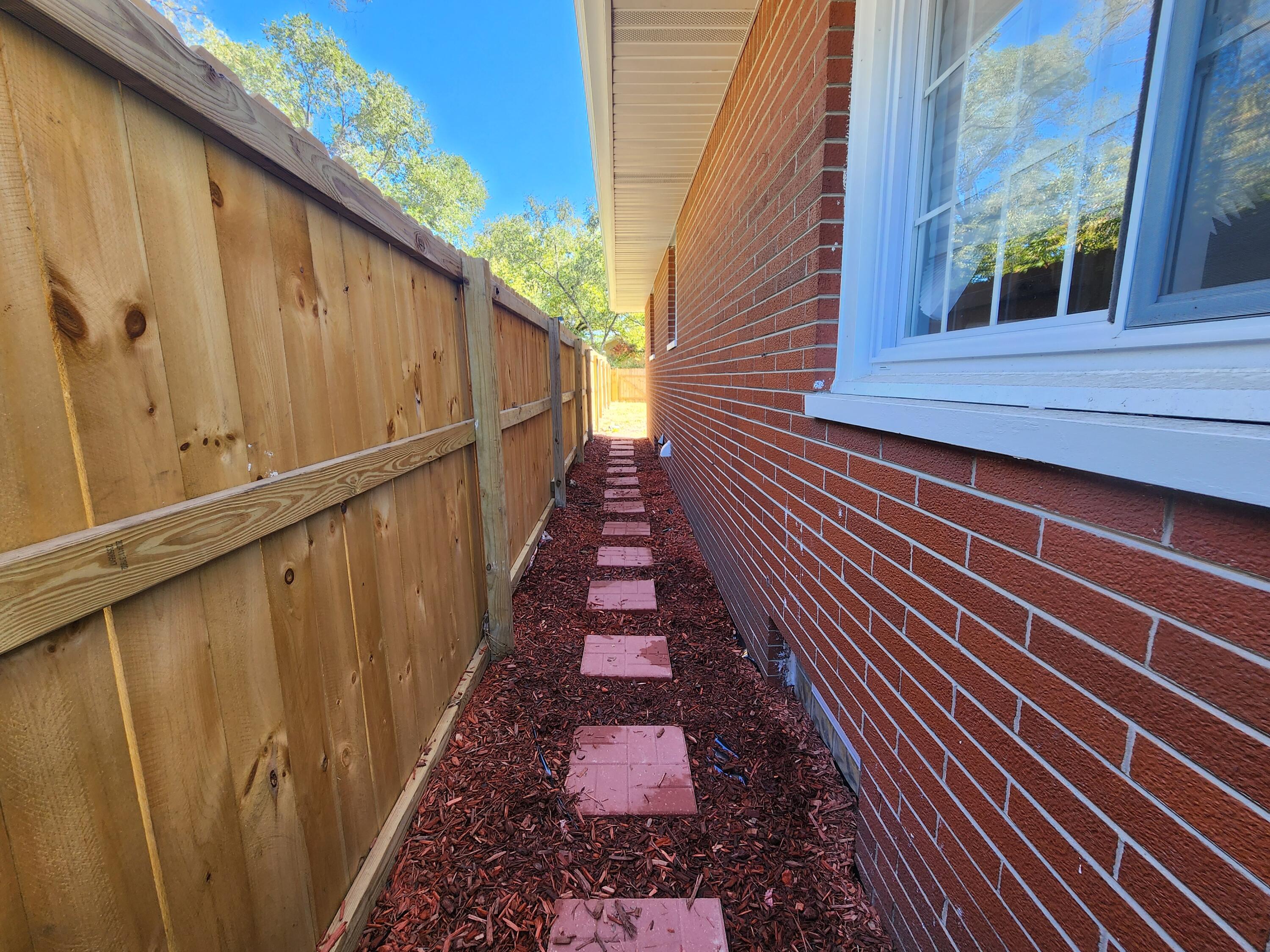 851 Johnson Street Gary, IN 46402 - Photo 19 of 24