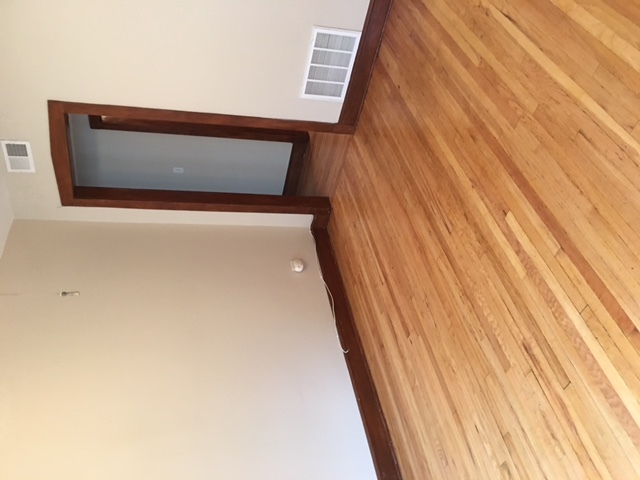 4056 North Sheridan Road, Unit 2W Chicago, IL 60613 - Photo 5 of 9 Gallery Image 5