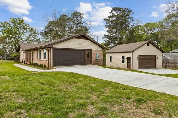 $599,900 | 2526 Hamill Drive, Buford, GA 30519