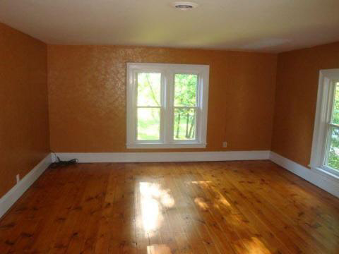 8174 Short Street Clinton, MI 49236 - Photo 9 of 9 951060-8.JPG