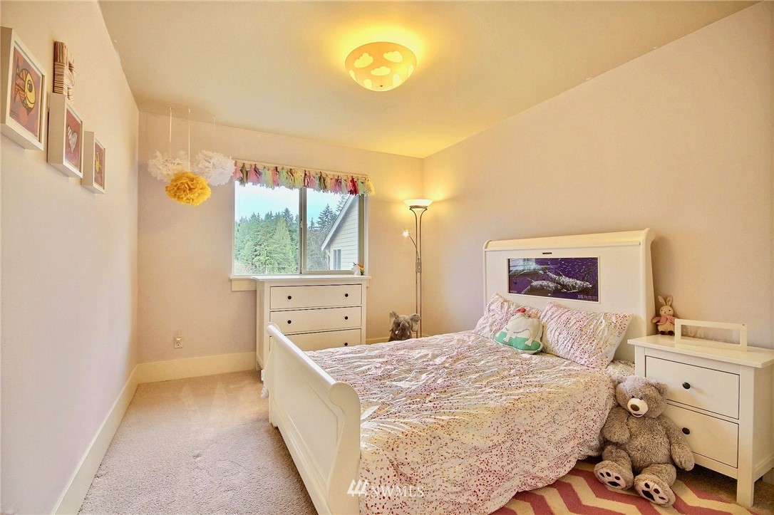 5220 Northeast 11th Court Renton, WA 98059 - Photo 17 of 24