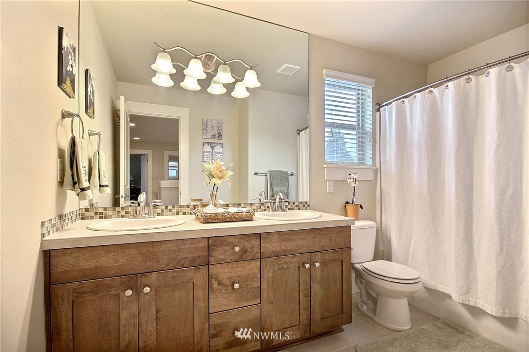 5220 Northeast 11th Court Renton, WA 98059 - Photo 19 of 24