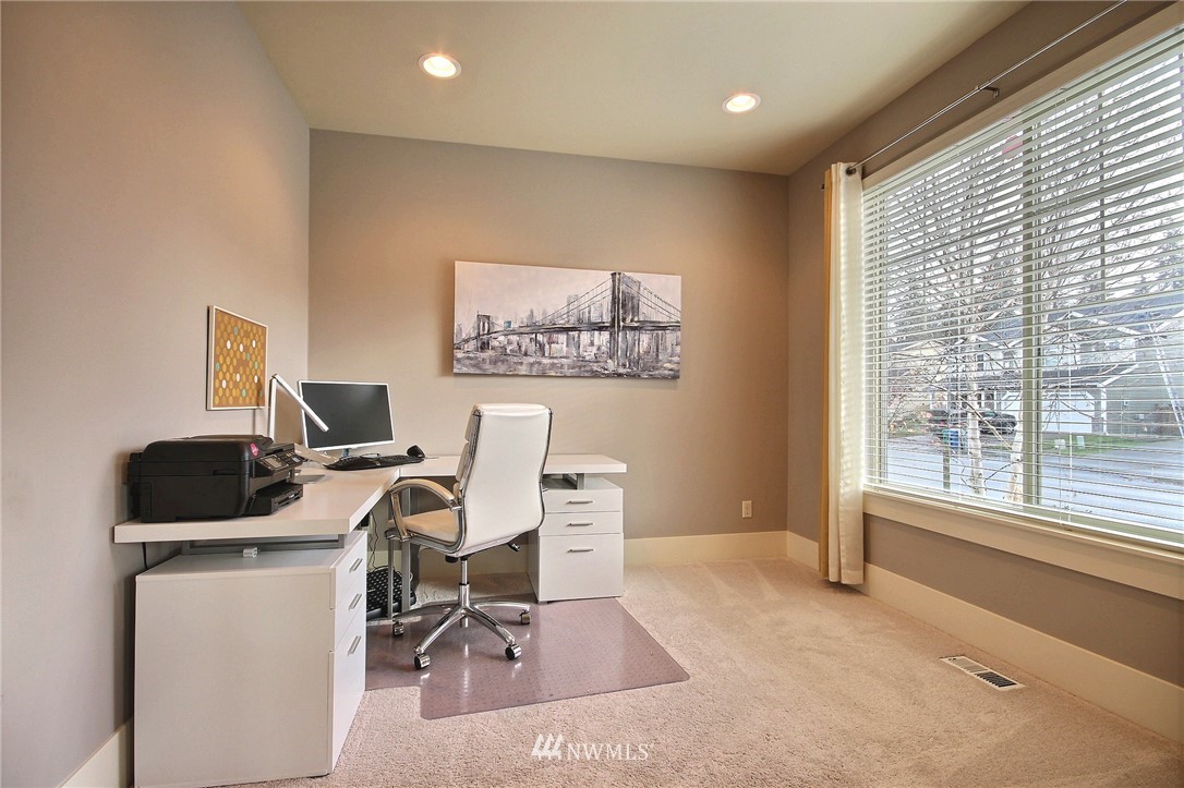 5220 Northeast 11th Court Renton, WA 98059 - Photo 23 of 24