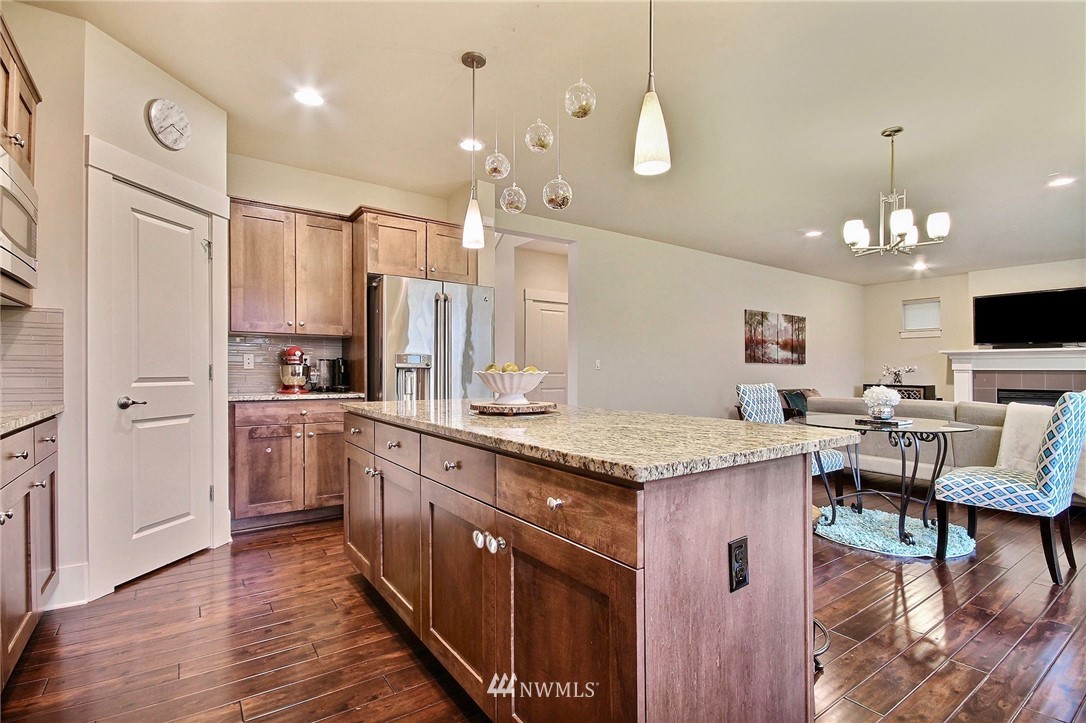 5220 Northeast 11th Court Renton, WA 98059 - Photo 4 of 24