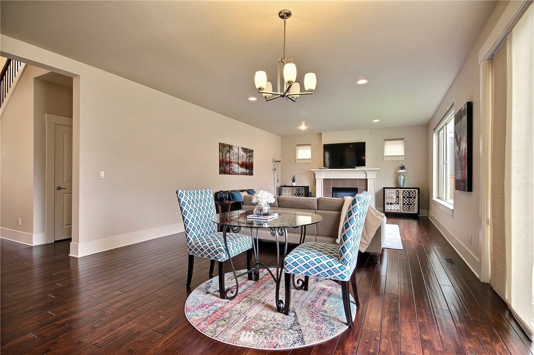5220 Northeast 11th Court Renton, WA 98059 - Photo 6 of 24